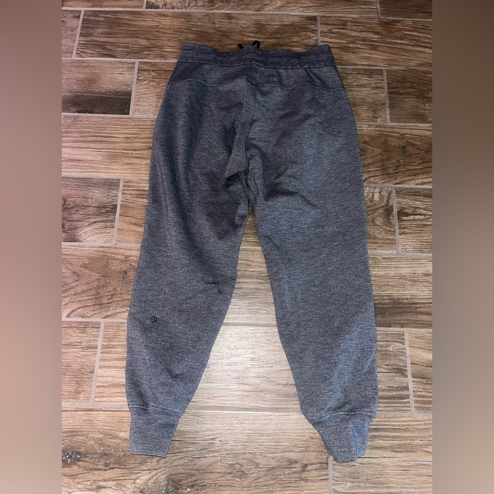 Lululemon On Track Jogger Heathered Black Grey Pants - Picture 2 of 3